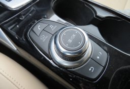 2018 Infiniti QX30 - Image 43