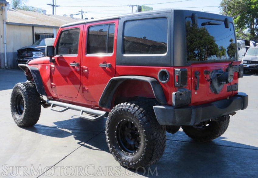 2014 Jeep Wrangler Unlimited - Image 7