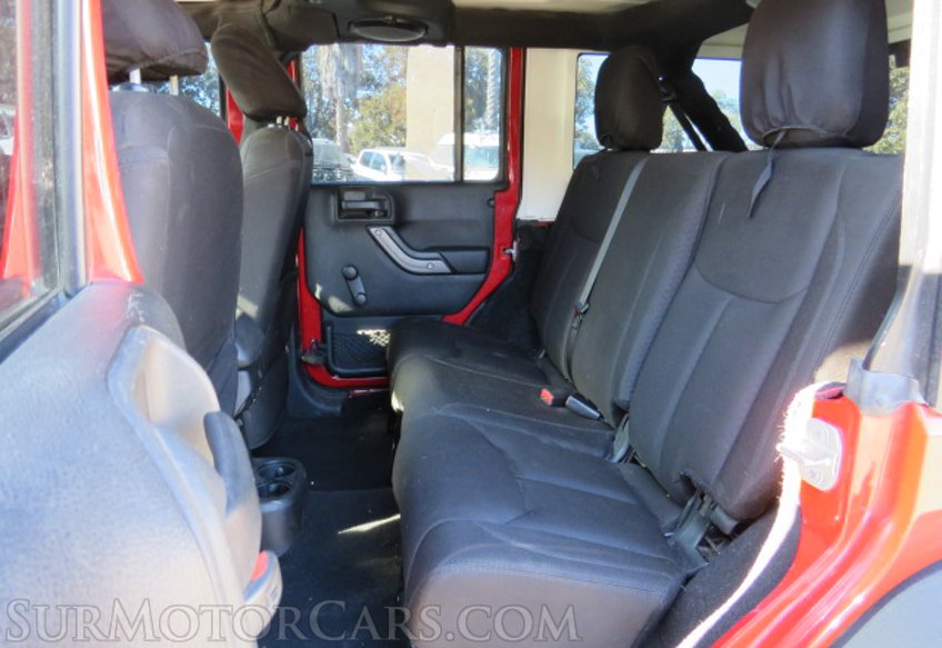 2014 Jeep Wrangler Unlimited - Image 27