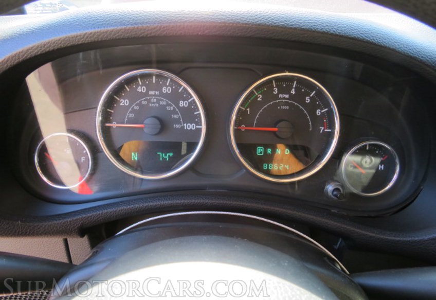 2014 Jeep Wrangler Unlimited - Image 32