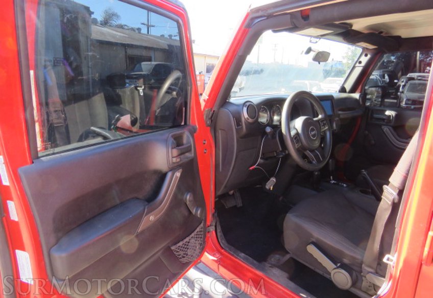 2014 Jeep Wrangler Unlimited - Image 19
