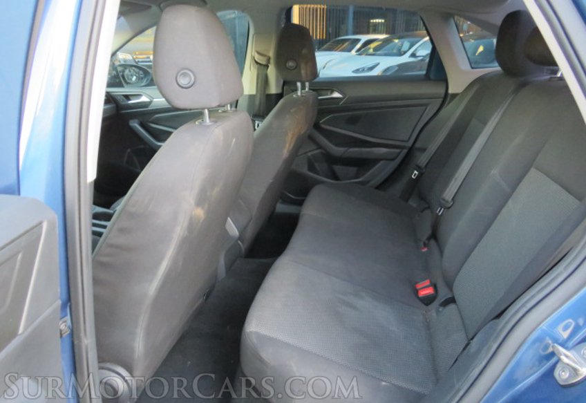 2019 Volkswagen Jetta - Image 27