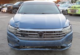 2019 Volkswagen Jetta - Image 11