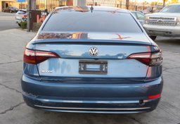 2019 Volkswagen Jetta - Image 12