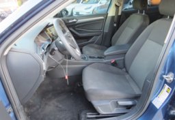 2019 Volkswagen Jetta - Image 23