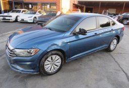2019 Volkswagen Jetta - Image 2