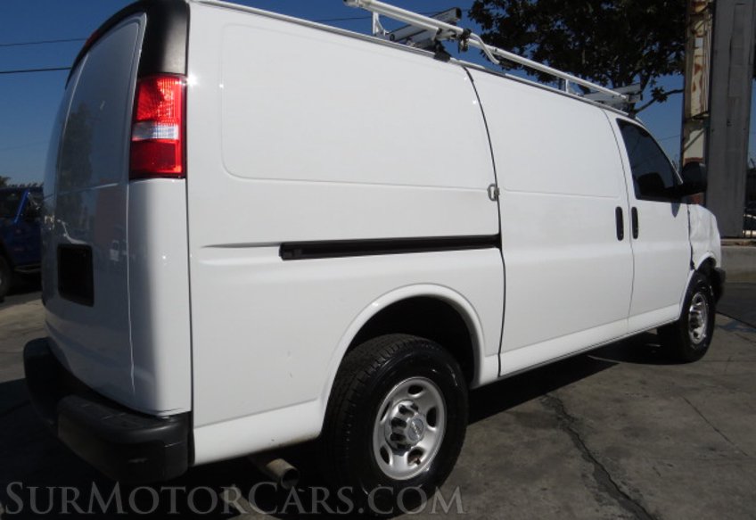2019 Chevrolet Express Cargo Van - Image 5