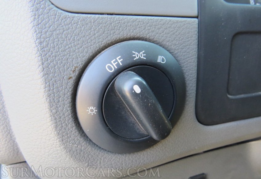 2018 Nissan NV Cargo - Image 29