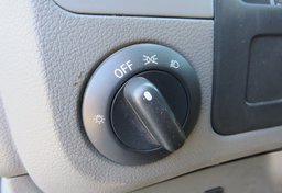 2018 Nissan NV Cargo - Image 29