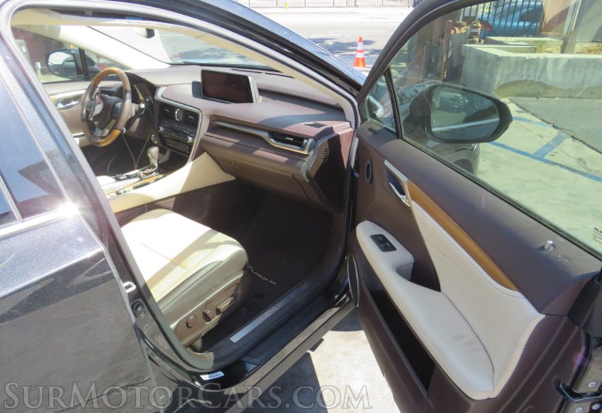 2017 Lexus RX - Image 21