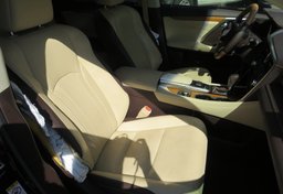 2017 Lexus RX - Image 28