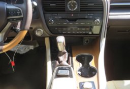 2017 Lexus RX - Image 39