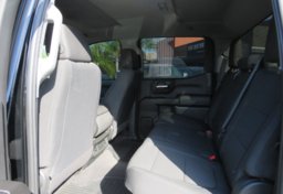 2020 Chevrolet Silverado 1500 - Image 30