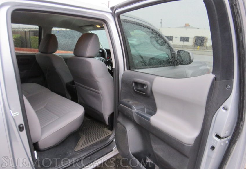 2021 Toyota Tacoma - Image 21