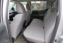 2021 Toyota Tacoma - Image 24