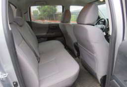 2021 Toyota Tacoma - Image 29