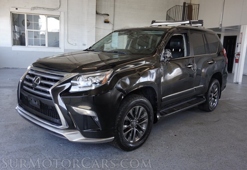 2017 Lexus GX 460 - Image 3