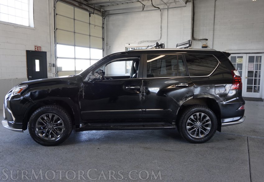 2017 Lexus GX 460 - Image 10