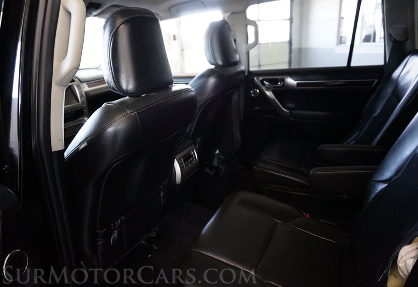 2017 Lexus GX 460 - Image 26