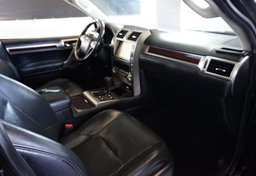 2017 Lexus GX 460 - Image 24