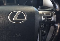 2017 Lexus GX 460 - Image 33