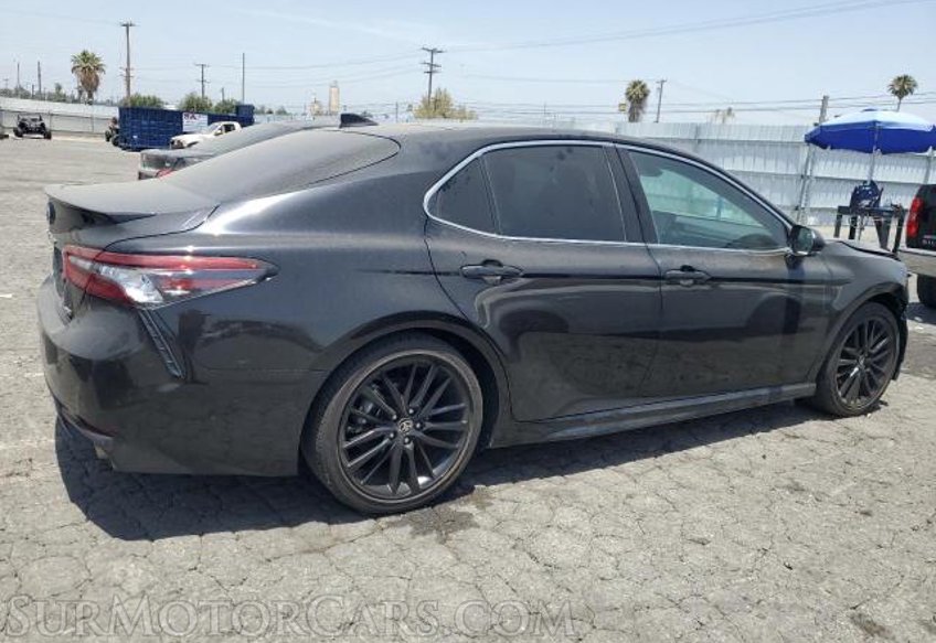 2022 Toyota Camry - Image 5