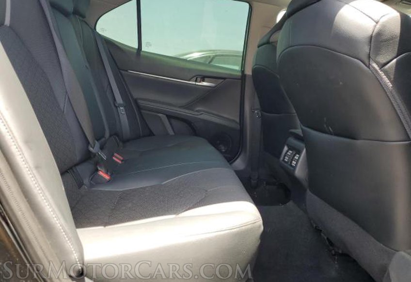 2022 Toyota Camry - Image 9