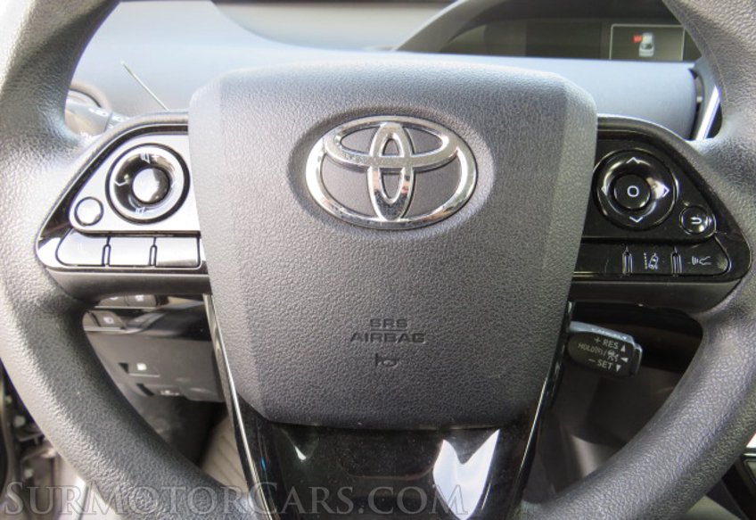 2022 Toyota Prius - Image 37
