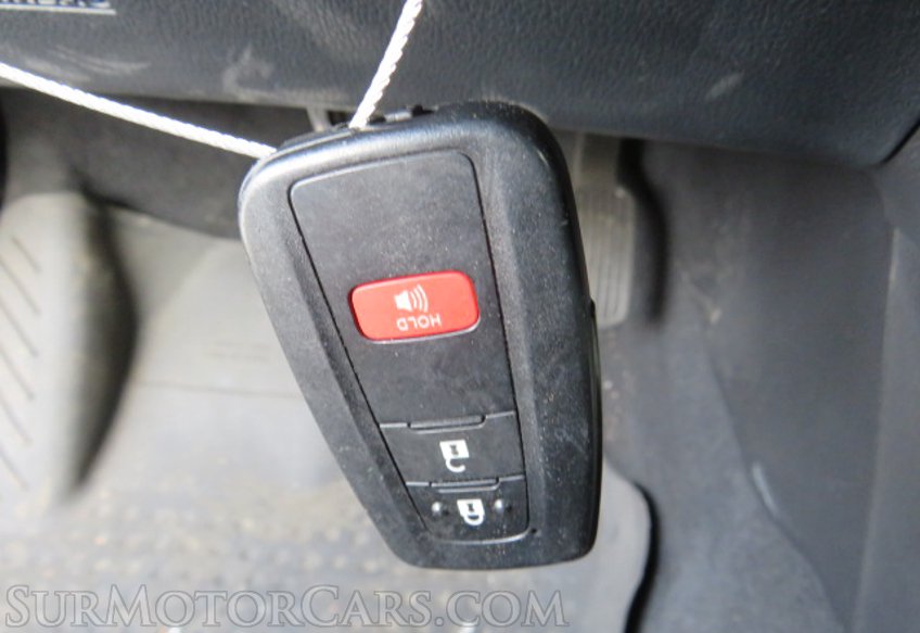 2022 Toyota Prius - Image 44