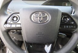 2022 Toyota Prius - Image 37