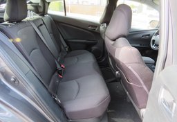 2022 Toyota Prius - Image 25