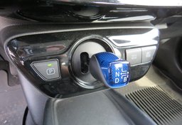 2022 Toyota Prius - Image 45