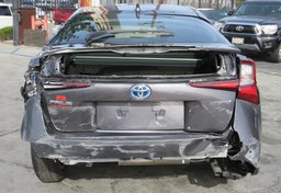 2022 Toyota Prius - Image 12