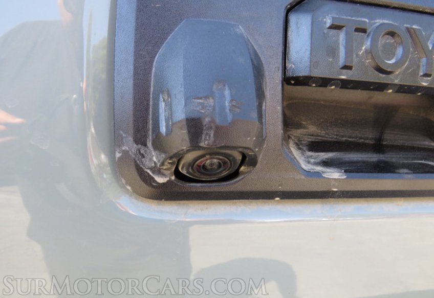 2022 Toyota Tacoma 4WD - Image 21