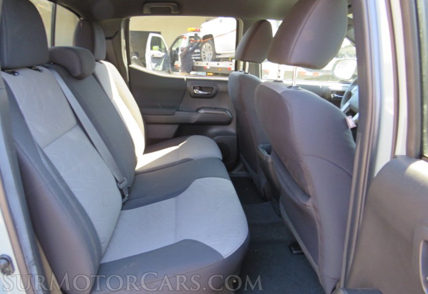 2022 Toyota Tacoma 4WD - Image 36