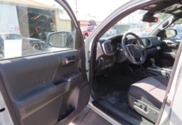 2022 Toyota Tacoma 4WD - Image 25