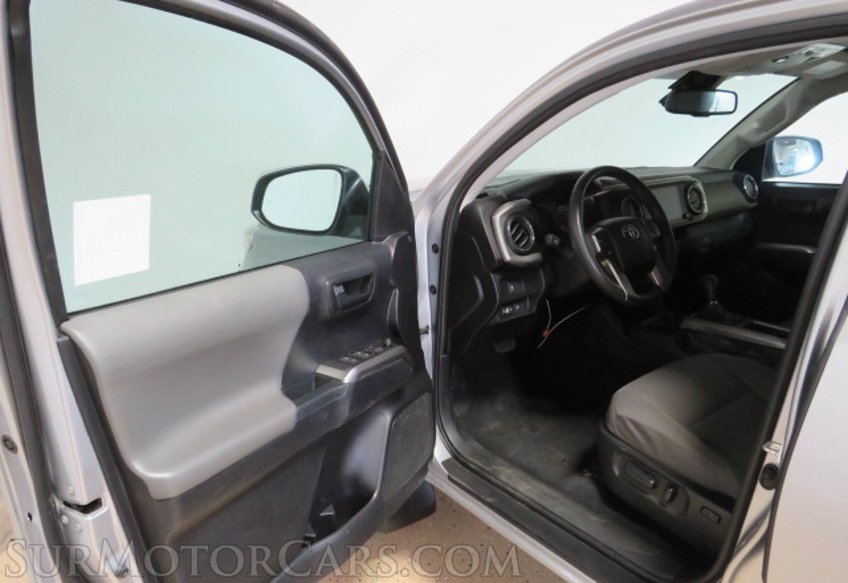 2021 Toyota Tacoma - Image 21