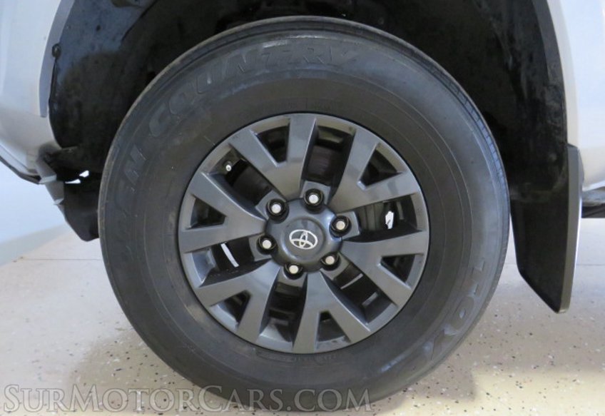 2021 Toyota Tacoma - Image 20