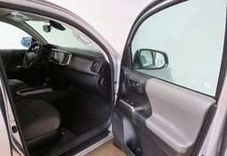 2021 Toyota Tacoma - Image 22