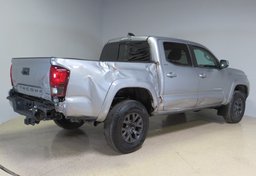 2021 Toyota Tacoma - Image 10