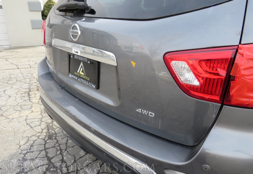 2019 Nissan Pathfinder - Image 20