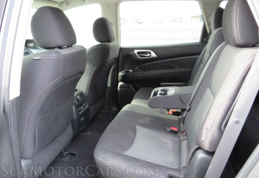 2019 Nissan Pathfinder - Image 27