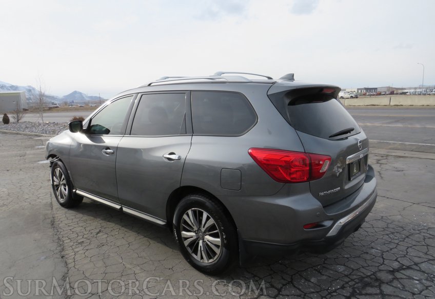 2019 Nissan Pathfinder - Image 8