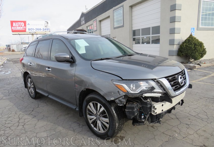 2019 Nissan Pathfinder - Image 3