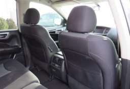 2019 Nissan Pathfinder - Image 30