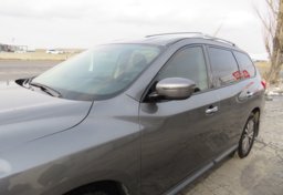 2019 Nissan Pathfinder - Image 12