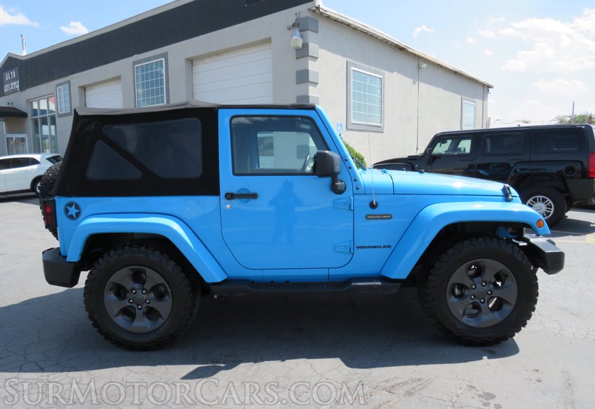 2017 Jeep Wrangler - Image 9