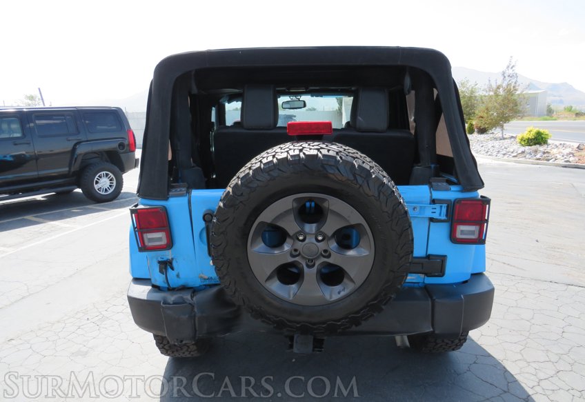 2017 Jeep Wrangler - Image 12