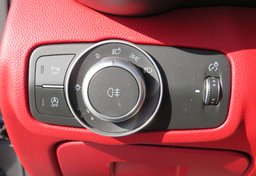 2020 Alfa Romeo Giulia - Image 40