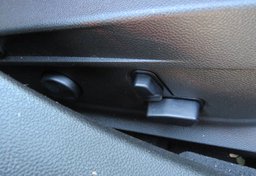 2020 Alfa Romeo Giulia - Image 42